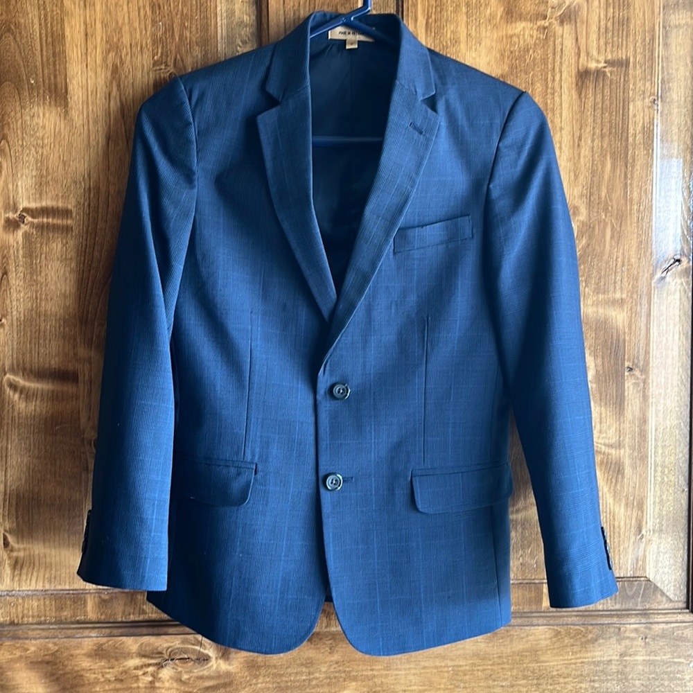 Class Club Gold Label boys size 12 blue blazer , window pain pattern I believe.